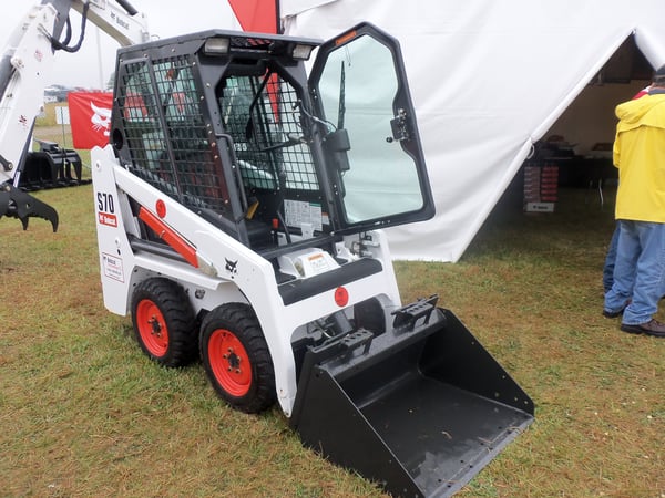 bobcat-s70-white