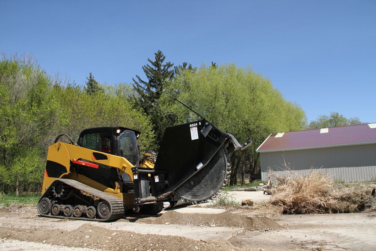 skid-steer-rock-saw